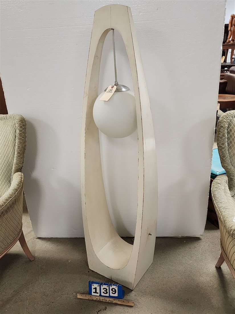 Modeline Lamp Co Floor Lamp 56"H X 15"W X 9 3/4" (1 of 4)