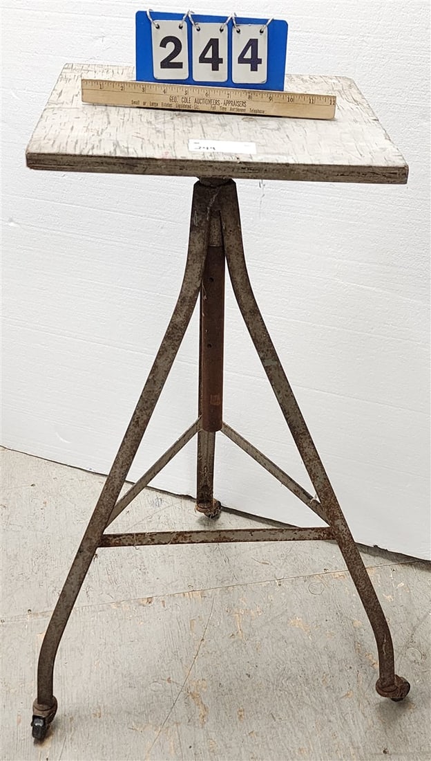Steel Base Wooden Rotating Top Sculpting Stand 37 1/2"H X 16" sq. (1 of 2)