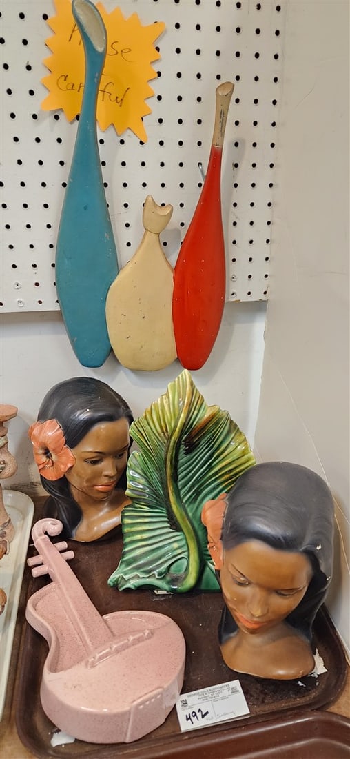 Tray Mid Century -Ceramic Leaf TV Lamp + Red Wing Violin Wall Pocket, Pr. Plaster Busts + Midwest (1 of 2)