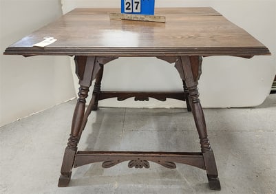 Arts + Crafts Oak table 29"H X 3' Sq