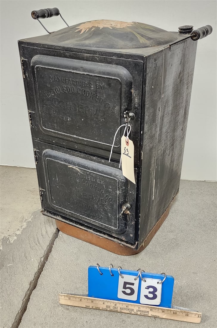 Metal The Toledo Cookery Co Conservo 11907 2 Door Cooker 21 1/2"H x 12"W x 12"D: Metal The Toledo Cookery Co Conservo 11907 2 Door Cooker 21 1/2"H x 12"W x 12"D