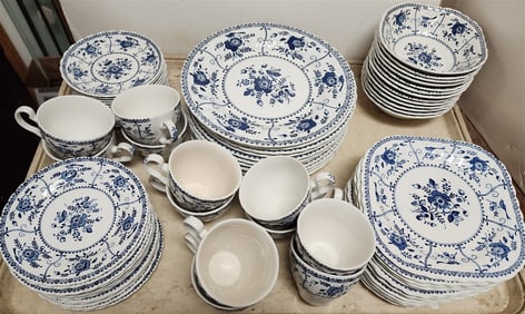 Tray 75Pc Johnson Bros "Indies" Dinner Service