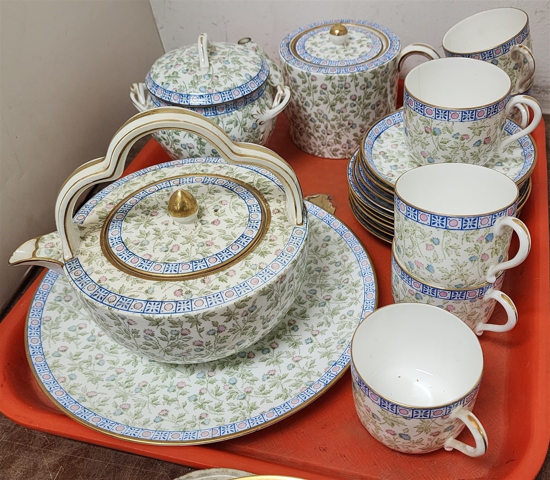 Tray Wedgewood 21 Pc Tea Set (1 of 2)