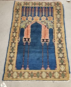 Prayer Rug 2'7" X 4' 1 1/2"