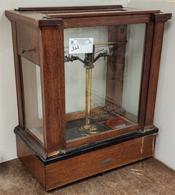 Scale 20"H X 17"W X 9 1/2"D