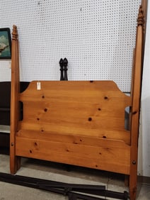 Queen Size Pine Pencil Post Canopy Bed 6'5"H X 63"W