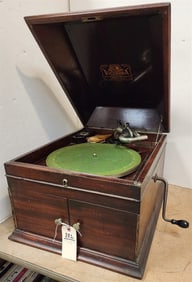 Vict Mahog Table Top Victrola 14"H X 17"W X 20 1/2"D