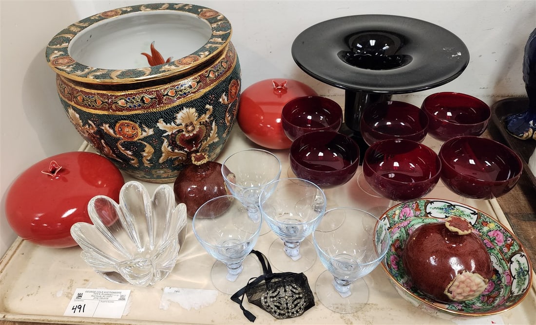 Tray Chinese Jardenier, Black Amethist Vase, Fostoria Stemware, Orrefors Vase Etc. (1 of 6)