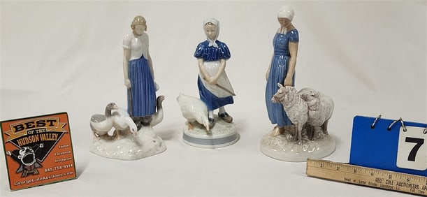 Tray 2 B + G Denmark Groups - 2010 10 1/2", 2254E 9 3/4" + Royal Copenhagen 527 9 1/2"