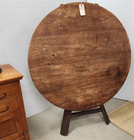 19th C Oak Tripod Base Tilt Top Table 29 3/4" X 41 1/2" Diam.