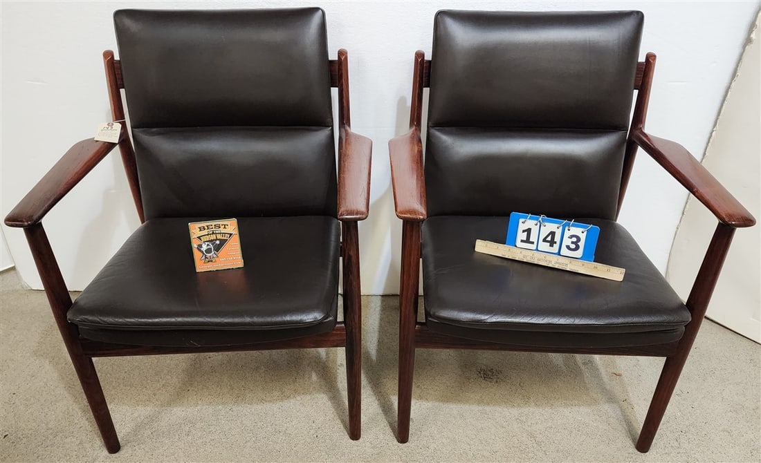 Pr. Danish Rosewood Armchairs w/Leather Uphols. By Arne Vodder Sibast Model 431 34 1/2" H X 27" W: Pr. Danish Rosewood Armchairs w/Leather Uphols. By Arne Vodder Sibast Model 431 34 1/2" H X 27" W X 18 1/2" D