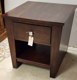 Mahog 1 Drawer End Stand 24" H X 24" Sq.