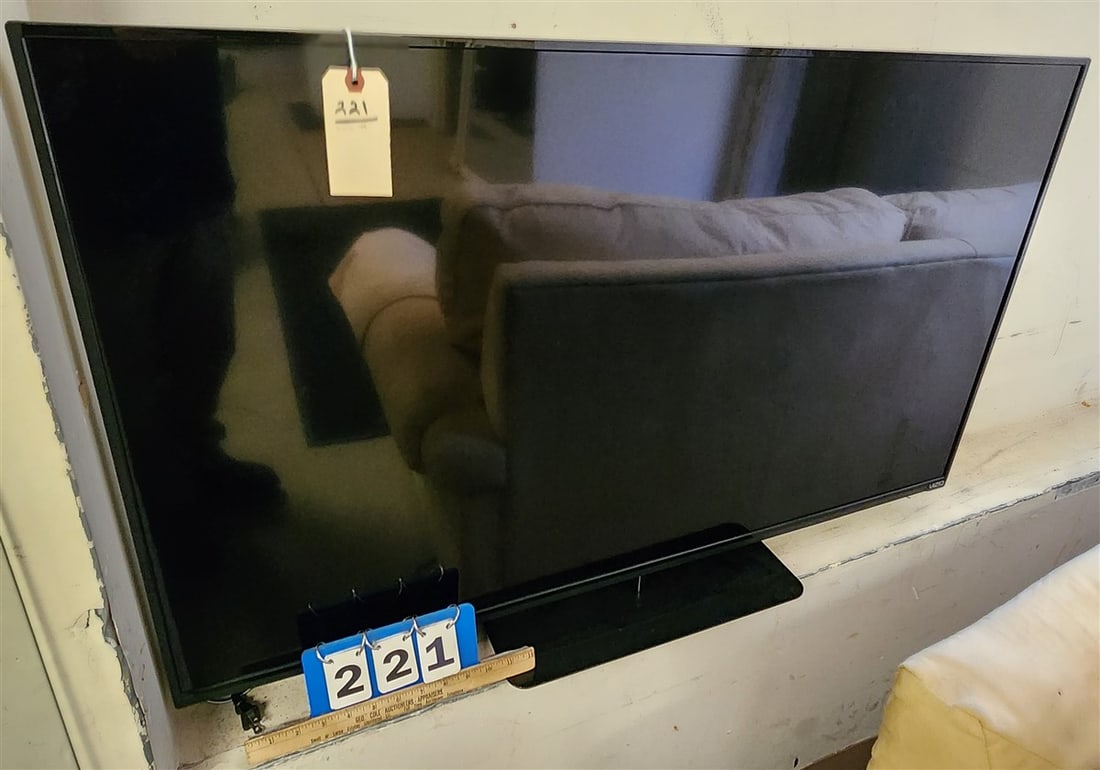 Vizio 48" Flat Screen TV (1 of 2)