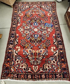 Afshar 3' 10 1/2" X 6'9"