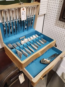 Bx'd Set 74 Pc. Community Silverplate