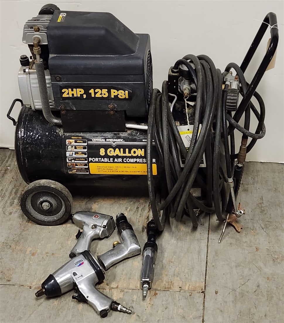 Porter Cables 8 Gallon Air Compressor (1 of 5)