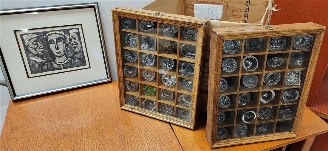 Bx 2 Oak Showcase w/Coll. Salts 2 1/4" H X 14 1/4" W X 11 1/2" D + Framed Rawault Print (1 of 6)