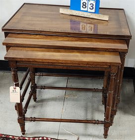 Drexel Heritage Mahog Nest Of 3 Tables 22" H X 26" W X 17" D