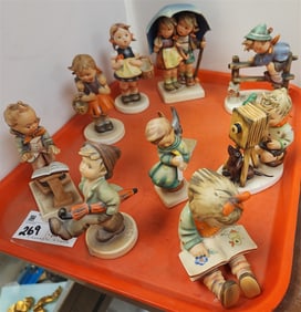 Tray 9 Hummels - Crown 201, 71, Full Bee 178, 17, 109/0, 87/0, 129, 3/1, 21/0