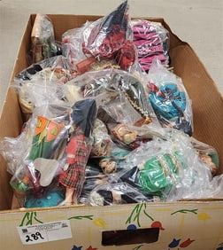 Bx Coll. World Dolls 28 Pc.