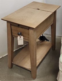 Lane Oak 1 Drawer Lift Top w/Plugging Station 22 1/2" X 13" W X 22" D