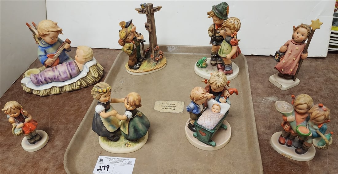 Tray 8 Goebel Hummels - 24/III, 331, 394, 333, 343, 52/0, 353/0, 81 2/0 (1 of 6)