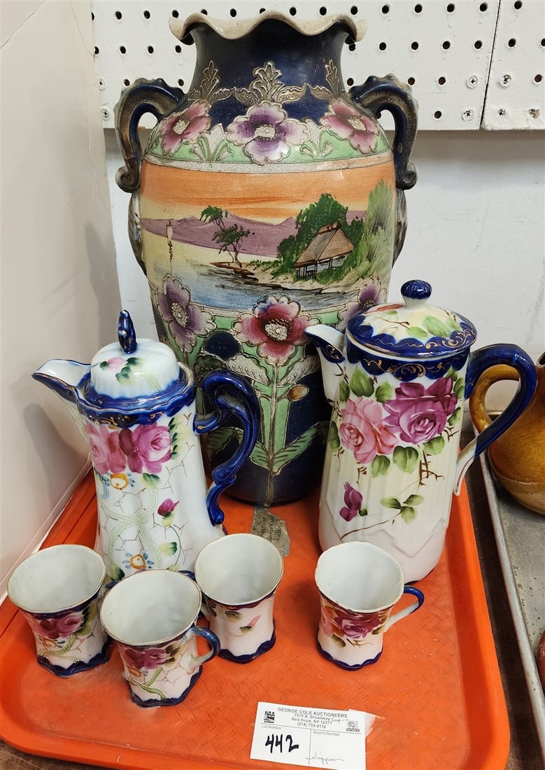 Tray Nippon 16" Vase, 2 Chocolate Pats, 4 Cups: Tray Nippon 16" Vase, 2 Chocolate Pats, 4 Cups