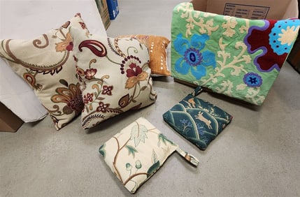 Bx Pillows