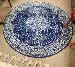 Bexley Rug 5'3" Diam.