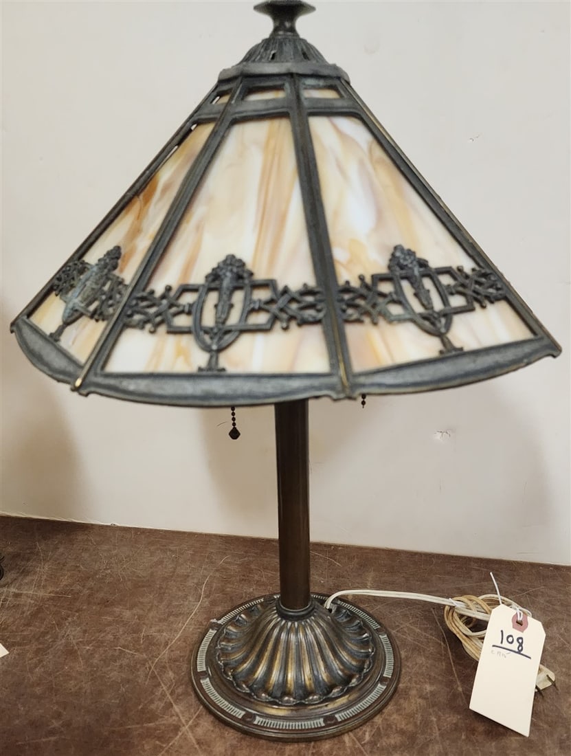 C 1915 Slag Glass Table Lamp 19" H X 14" Diam. (1 of 8)