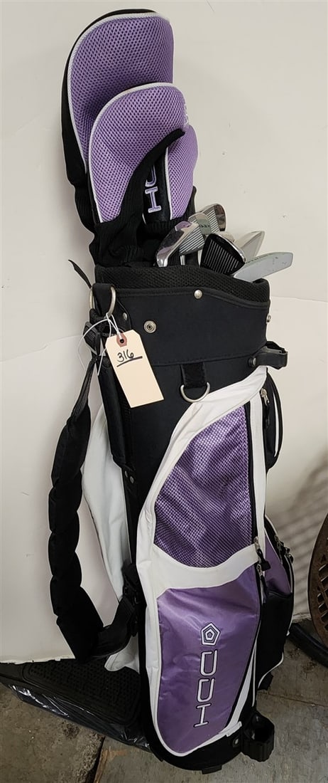 Dunlop Golf Bag + Clubs: Dunlop Golf Bag + Clubs