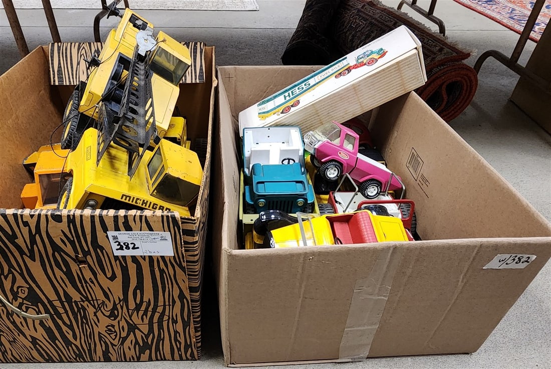 Lot 2 Bx's Tonka Toys: Lot 2 Bx's Tonka Toys