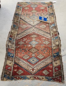 Tribal 3'3 1/2" X 6'8"