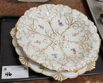 Tray 2 Meissen Plates 10 1/2" + 11 3/4"