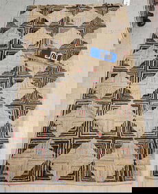 Hooked Rug 2'8" X 4'11"