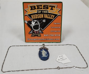 Sterl. Necklace w/Wedgewood Jasperware Pendant