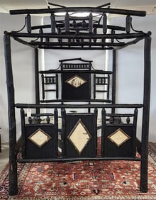 Adirondak Canopy Bed 7' H X 63" W X 82" D
