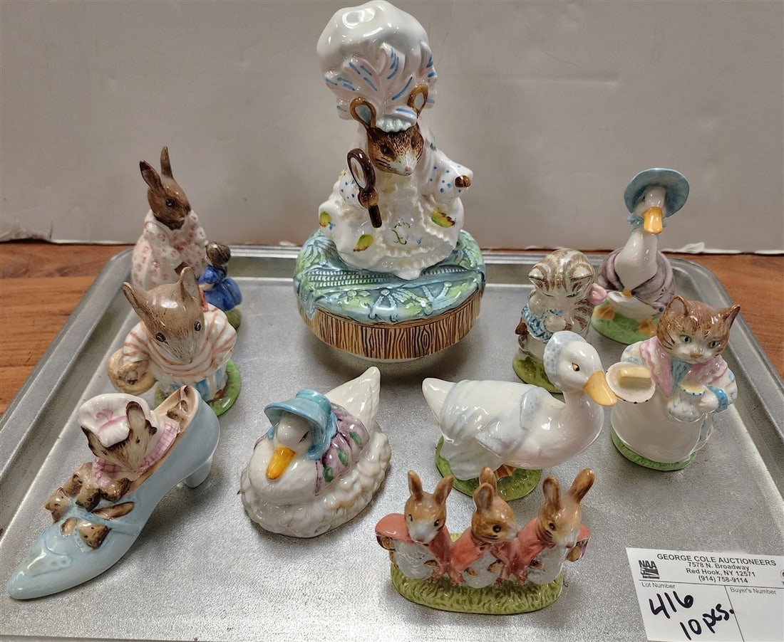 Tray 10 Beatrix Potter Beswick Figurines + Schmid Music Box (1 of 7)