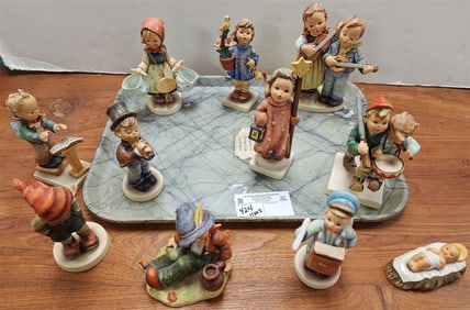 Tray 11 Goebel Hummels - 130/1, 17/0, 175, 129, 83/0, 343, 50/0, 119 2/0, 409, 43, 214A