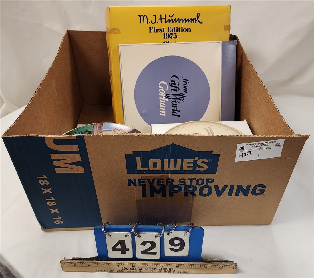 Bx Plates - 1975 Anniversary Plate Bx'd, 4- 1971 Christmas Plates, 8- Danbury Mint Hummel Plates, (1 of 12)