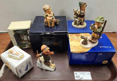 Tray 4 Goebel Hummels w/Bx's - 312/I, 200/I, 307, 214A/K/0, 59 + Bx'd Hummel Christmas Ornament