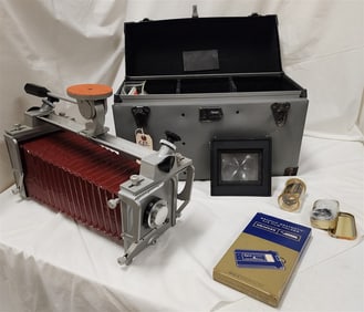 Graflex Graphic View II 4X5 Monorail Camera Body w/Red Bellows In Case w/ Manuals