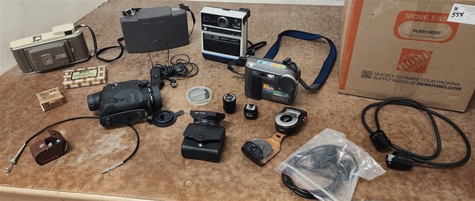 Bx Of 4 Cameras - Polaroid Land Camera Model 80A, Polaroid 340, Kodak EK6 Instant Camera, Sony