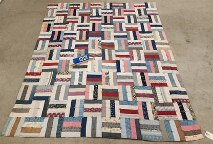 Quilt 5'6" X 6'7 1/2"