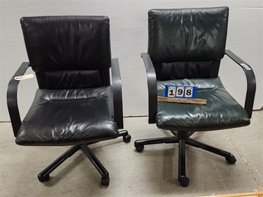 Pr. Vitra Office Chairs Leather Upholstered (1 Green, 1 Black)