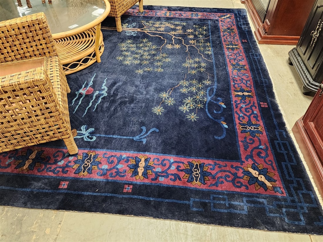 Deco Chinese Rug 9'11" X 13'6": Deco Chinese Rug 9'11" X 13'6"