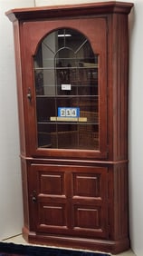 Broyhill 2 Door Corner Cabinet 6'4" H X 39" W X 19" D