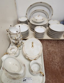79 Pc. Japan Dinner Service