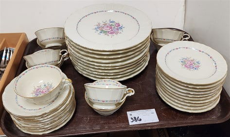 Tray Limoges 39 Pc. Dinner Service