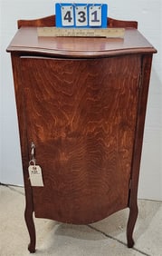 Mahog Music Cabinet 39" H X 19" W X 15 1/2" D